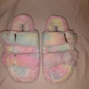 Fuzzy sandals